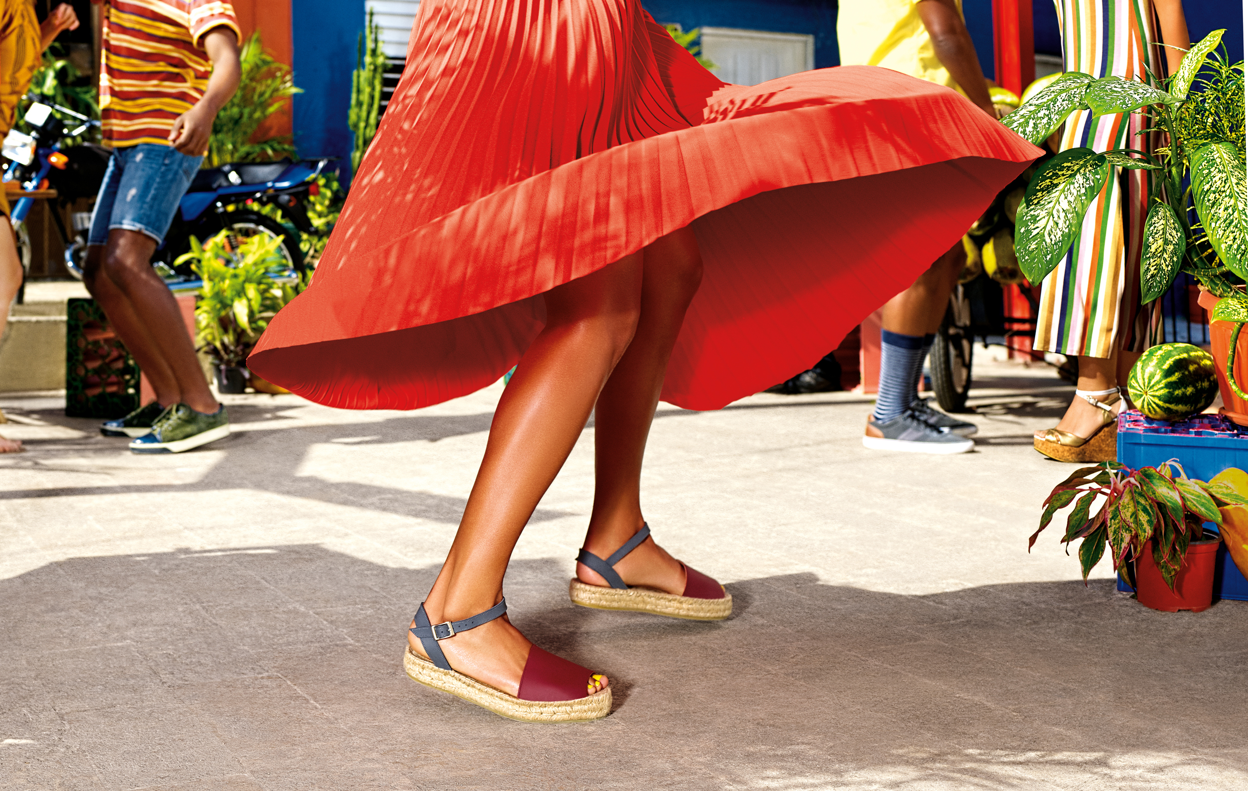 BBDO NY Dancing Woman FINALIMAGE