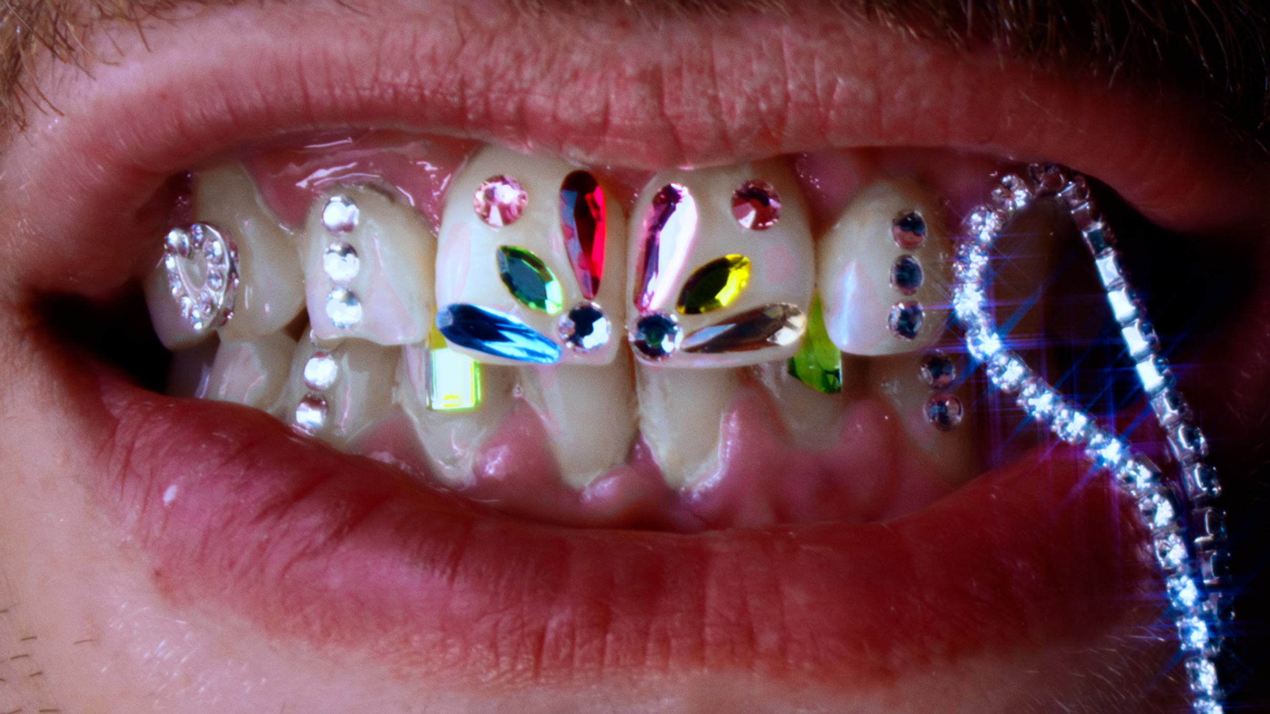 PRORES STRICTLY OLYMPUS 240620 19H.00 00 07 18.Still007